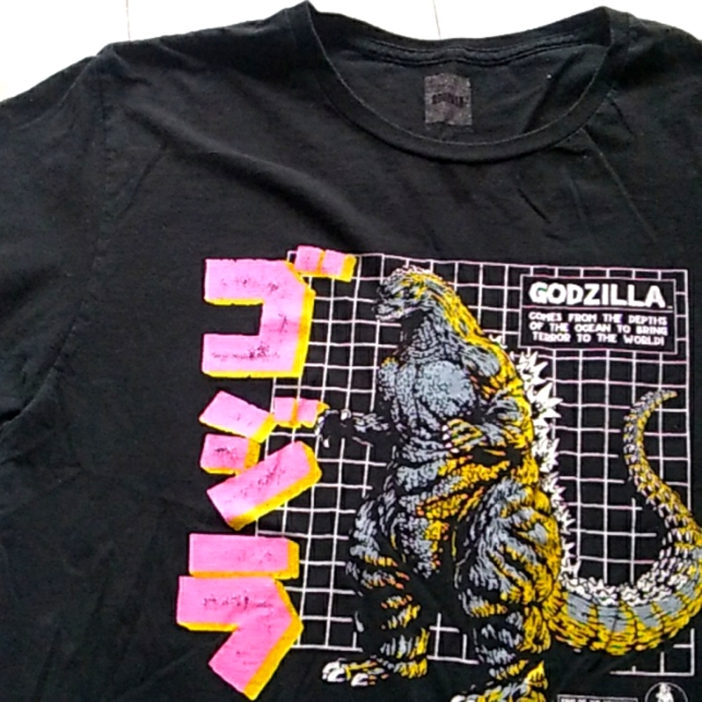 Godzilla Men’s Black Graphic Tshirt